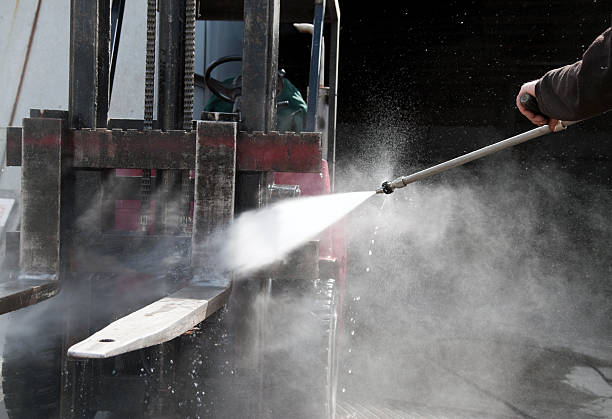 Best Parking Lot and Garage Cleaning  in Rosedale, CA